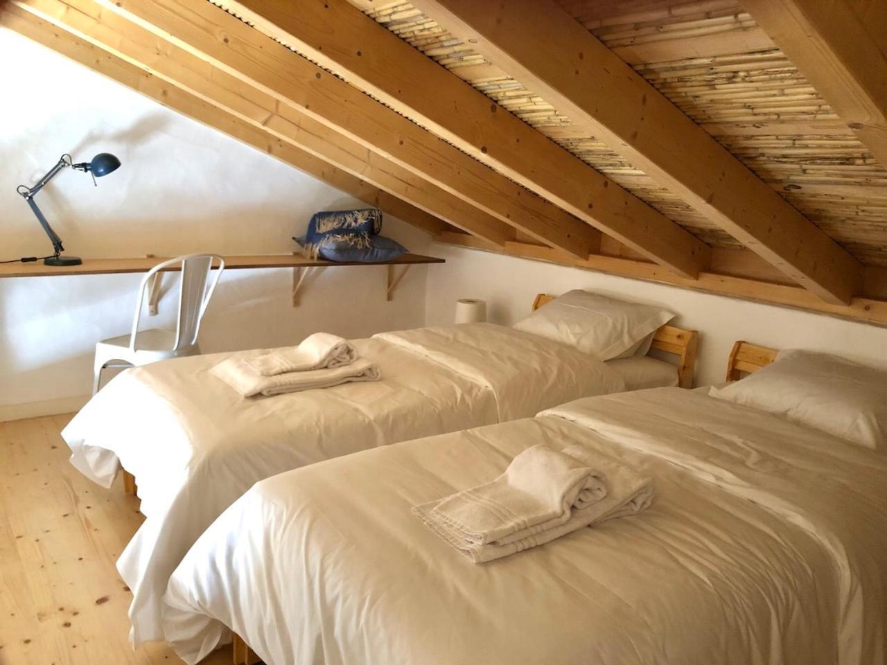Casas de Seixe Baiona Quarto foto